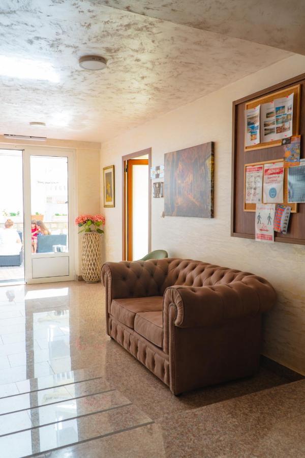 Apartmani "B-Elite" Budva Kültér fotó